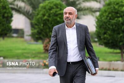 بازنشستگان و کارمندان دولت مشمول دریافت کالابرگ شدند/ اجرای مجدد طرح مسکن کارگری در ایران