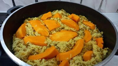 طرز تهیه دمی ماش با کدو حلوایی : شرط میبندم هنوز این مدل آشپزی ندیدی بریم ببین