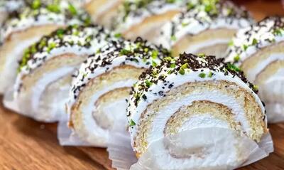 نرم ترین رولت خامه ای به سبک قنادی فقط با ۵ ماده اولیه !