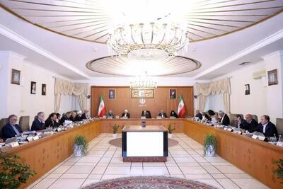 هشدار اطلاعات به دولت: بدترین زمان را برای حذف ارز ترجیحی انتخاب کردید