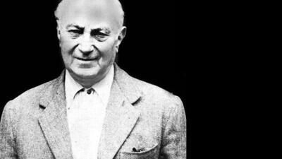 نویسنده‌ای که انتقاد و طنز ویژگی کارش بود