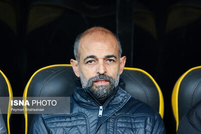 سرمربی سپاهان: باید از ملوان امتیاز بگیریم / از آکادمی چند بازیکن به تیم اصلی اضافه می‌کنم