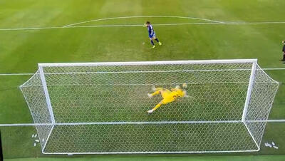 عجیبترین پنالتی فوتبال آسیا!